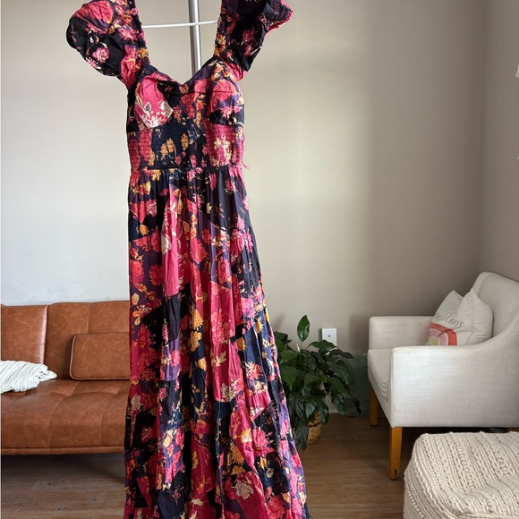 Free People bundle! Beautiful dresses - Picture 7 of 16